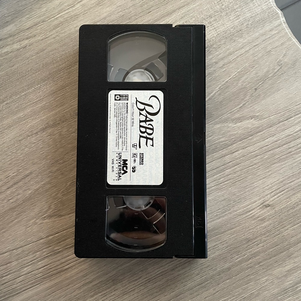 Babe VHS - Picture 5 of 5